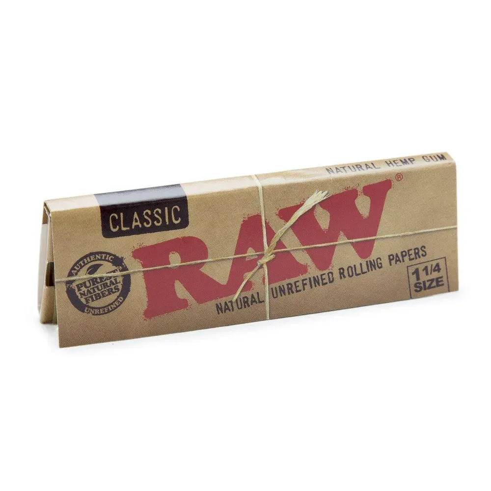 RAW Classic 1 1/4" Rolling Papers